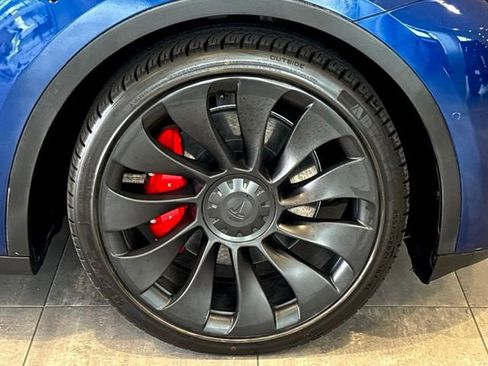 Used 2021 Tesla Model Y Performance AWD/4WD image 39