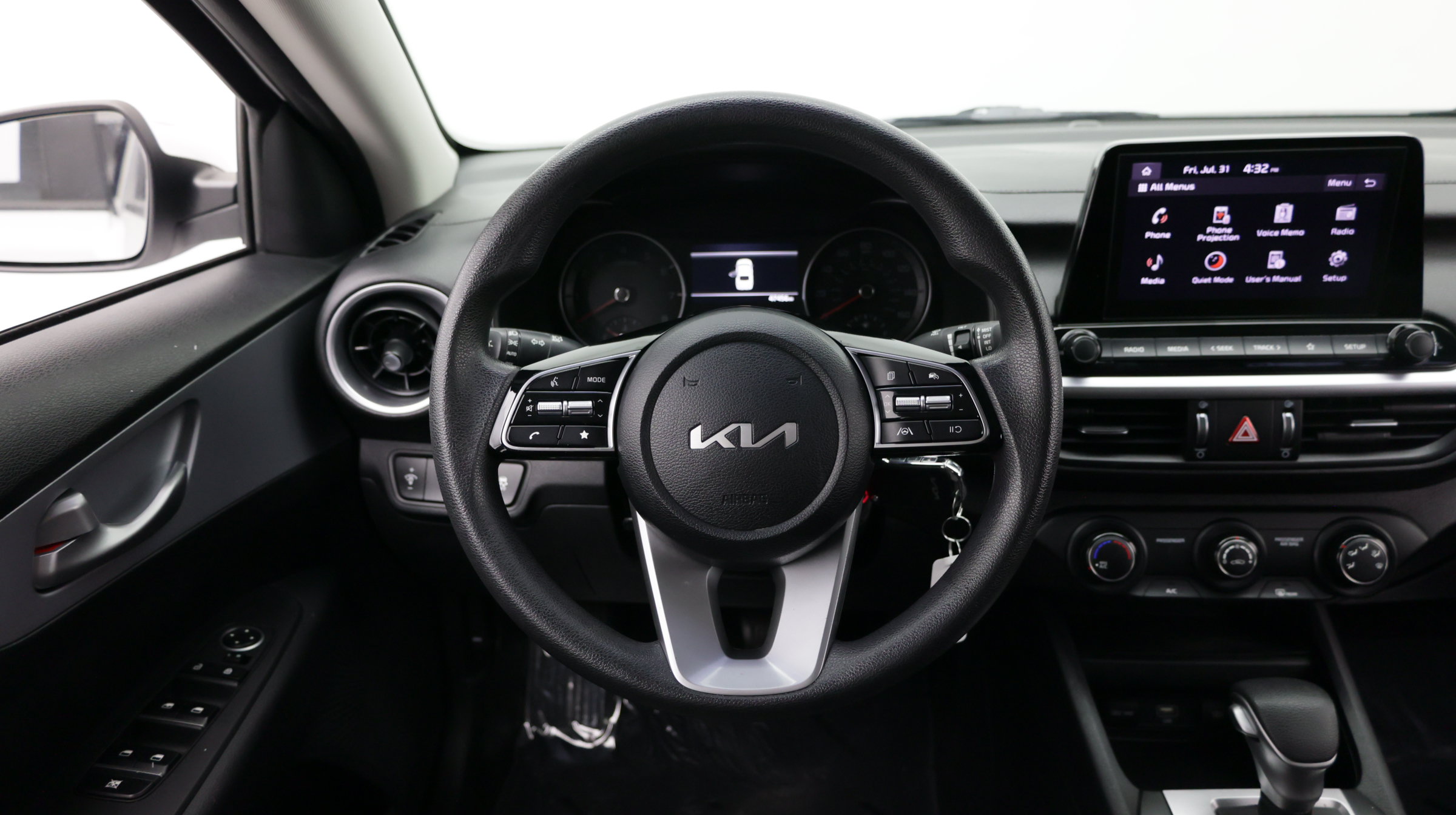 Used 2024 Kia Forte LXS FWD image 25