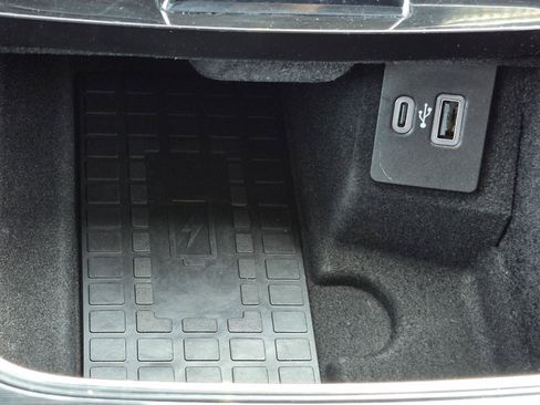 Used 2022 Lincoln Nautilus Reserve FWD image 34