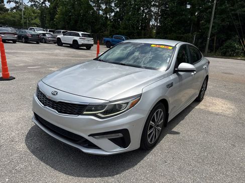 Used 2019 Kia Optima LX w/ LX 17" Wheel Package FWD image 4