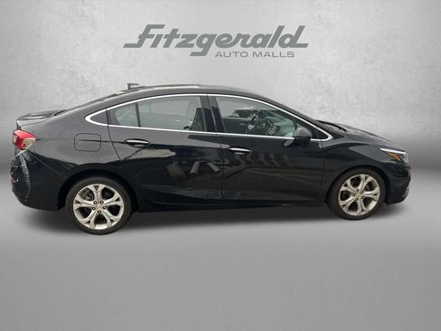 Used 2016 Chevrolet Cruze Premier FWD image 2