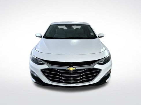 Used 2025 Chevrolet Malibu LT FWD image 3