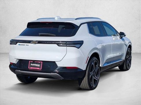 New 2026 Chevrolet Equinox EV LT w/ Convenience Package II image 2