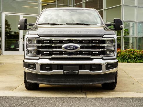 Used 2024 Ford F250 Lariat AWD/4WD image 7