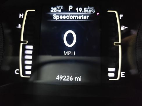 Used 2020 Jeep Cherokee Latitude Plus w/ Cold Weather Group image 22