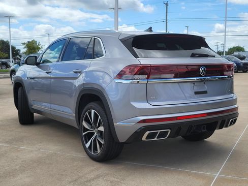 Used 2024 Volkswagen Atlas Cross Sport SEL Premium R-Line AWD/4WD image 8