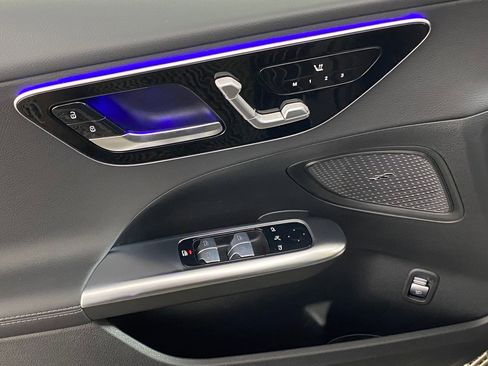 New 2026 Mercedes-Benz C 300 4MATIC Sedan image 23