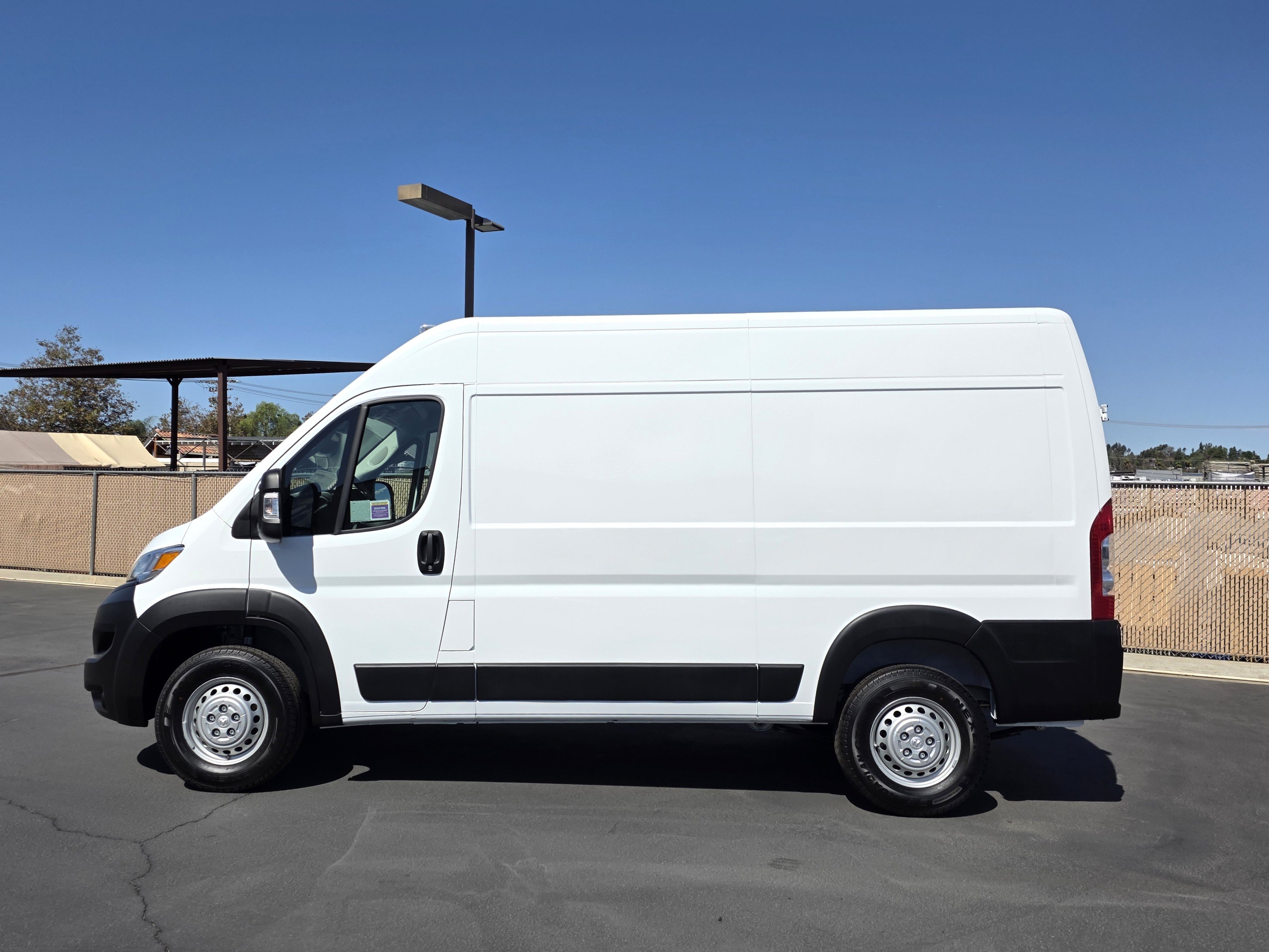New 2027 RAM ProMaster 2500 FWD image 2