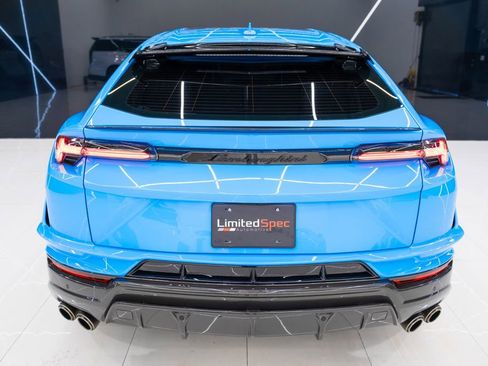 Used 2024 Lamborghini Urus Performante AWD/4WD image 18
