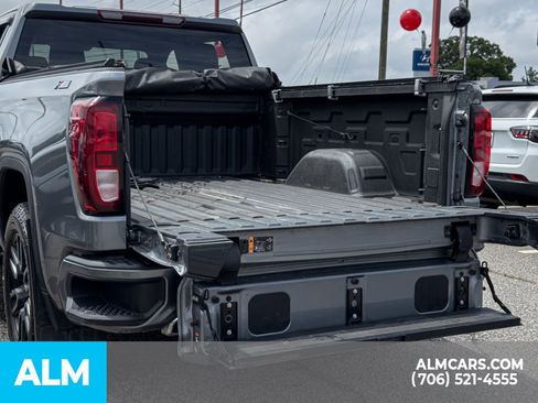 Used 2021 GMC Sierra 1500 Elevation w/ X31 Off-Road Package AWD/4WD image 8