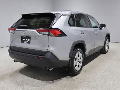 Used 2024 Toyota RAV4 LE AWD/4WD image 2