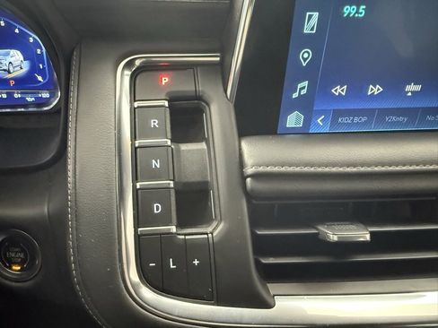 Used 2023 Chevrolet Tahoe Z71 image 28