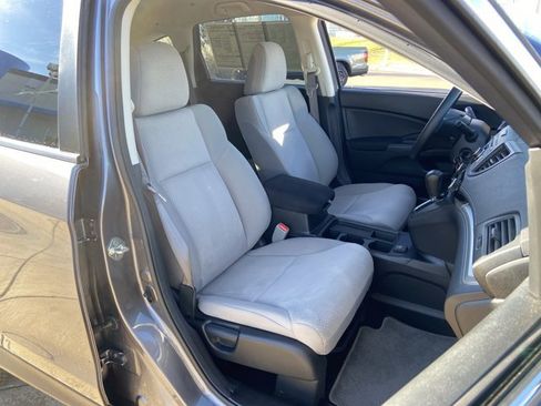 Used 2016 Honda CR-V LX image 19