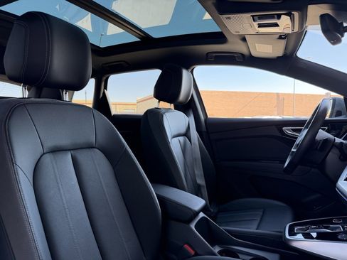 Used 2023 Audi Q4 e-tron Prestige w/ Black Optic Package image 43