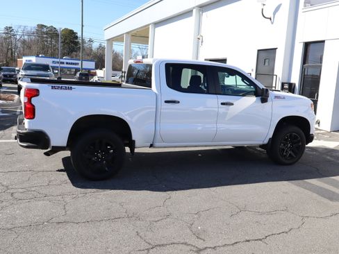 Used 2025 Chevrolet Silverado 1500 LT Trail Boss w/ Protection Package image 11