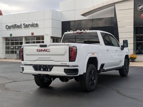 New 2026 GMC Sierra 2500 AT4 w/ AT4 Premium Plus Package image 4