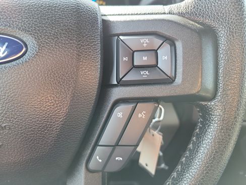 Used 2015 Ford F150 XLT w/ Equipment Group 302A Luxury AWD/4WD image 23