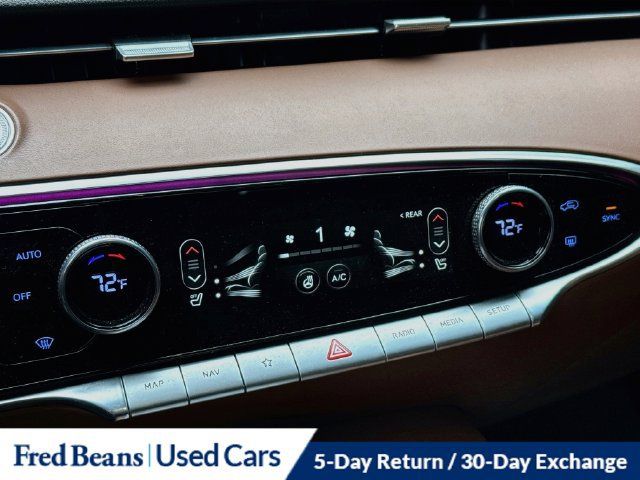 Used 2024 Genesis GV70 2.5T w/ Advanced Package AWD/4WD image 19