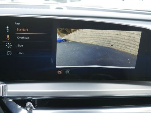 Certified 2024 Cadillac Lyriq Luxury image 17