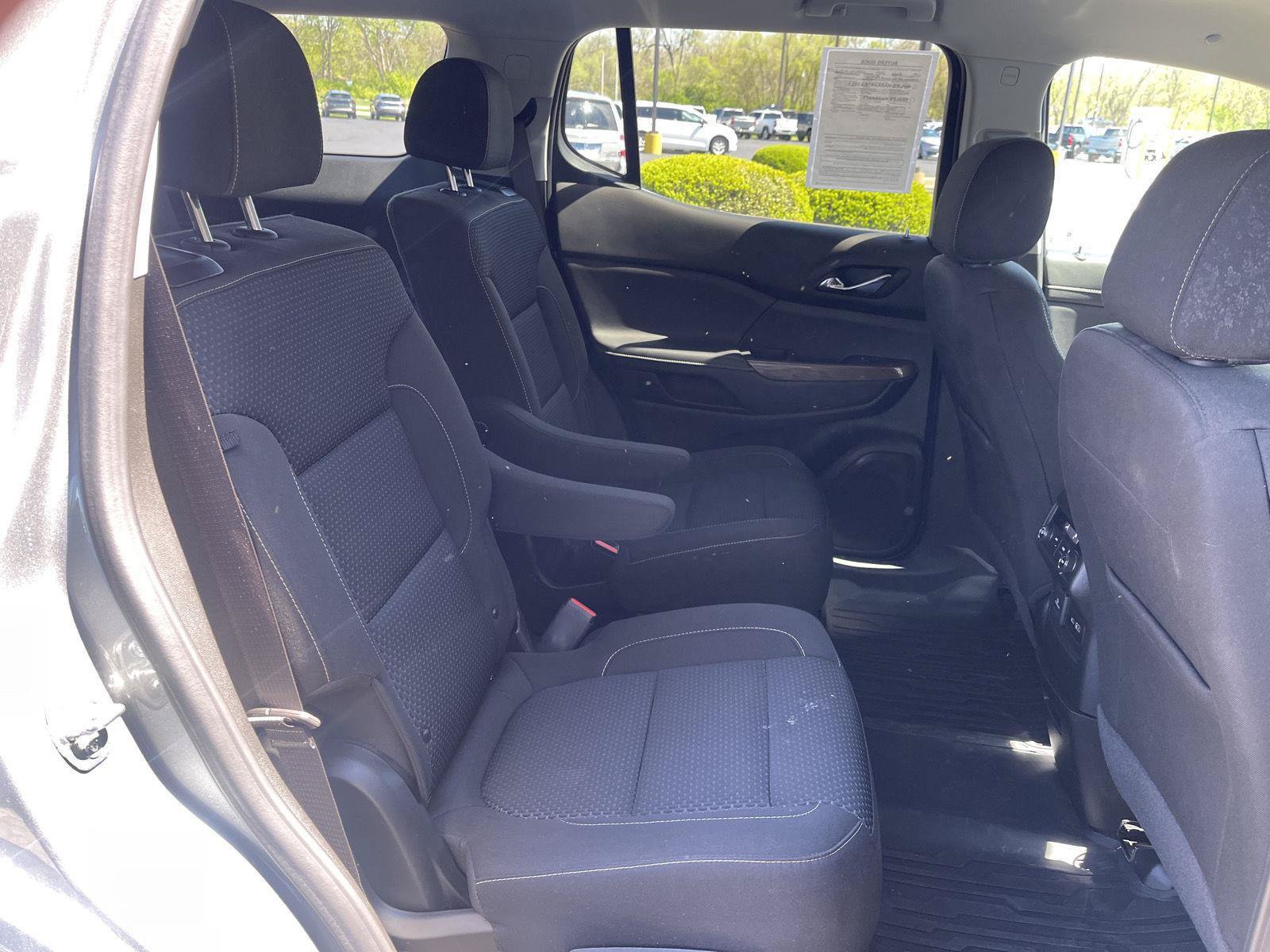 Used 2023 GMC Acadia SLE w/ Driver Convenience Package FWD image 34