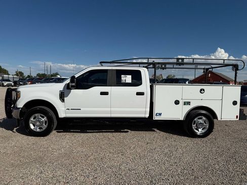 Used 2018 Ford F250 XL w/ Power Equipment Group AWD/4WD image 6