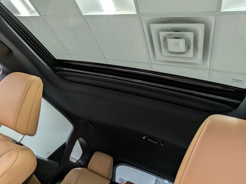 Used 2024 Lexus RX 350 Premium image 21