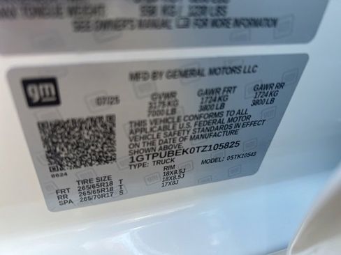 New 2026 GMC Sierra 1500 SLE image 17