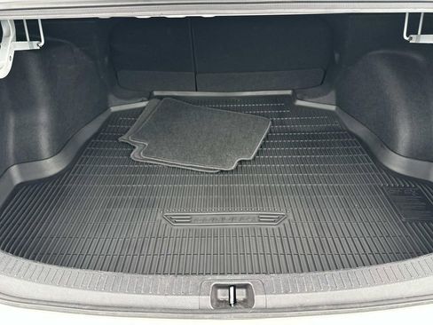 Certified 2023 Toyota Corolla LE image 10