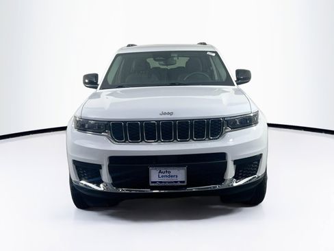Used 2023 Jeep Grand Cherokee L Laredo image 2