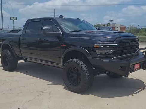 Used 2025 RAM 2500 Laramie w/ Night Edition AWD/4WD image 2