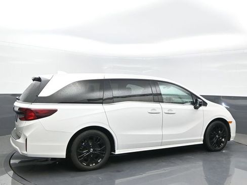 Used 2025 Honda Odyssey Sport-L image 6