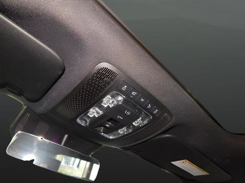 Used 2021 Mercedes-Benz GLA 45 AMG 4MATIC image 35