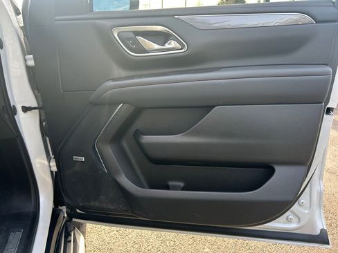 Used 2023 Chevrolet Tahoe RST w/ Luxury Package image 25