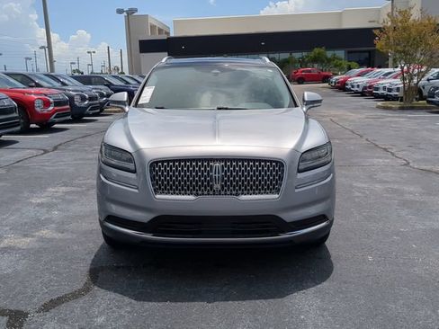 Used 2022 Lincoln Nautilus Reserve FWD image 3
