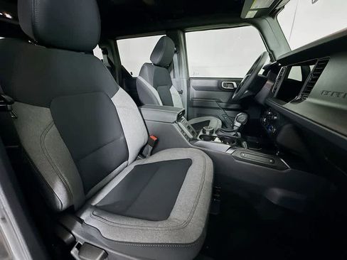 New 2025 Ford Bronco 4-Door image 14