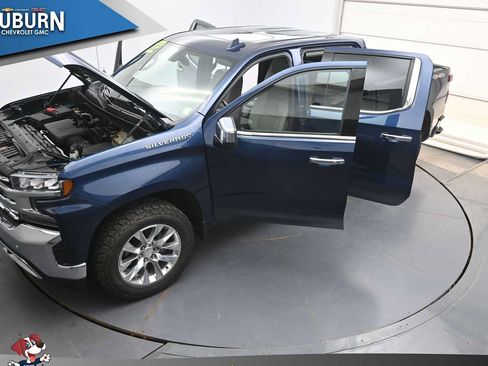 Used 2022 Chevrolet Silverado 1500 LTZ AWD/4WD image 37