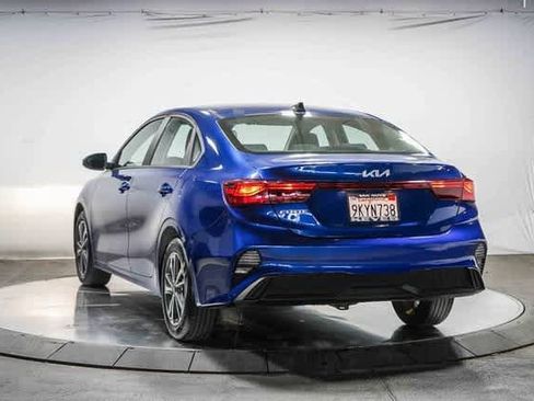 Used 2024 Kia Forte LXS w/ LXS Technology Package image 2