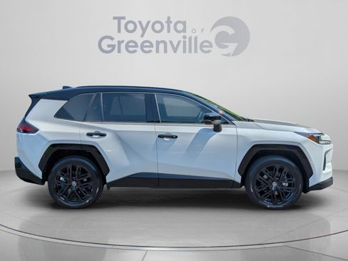 Used 2026 Toyota RAV4 XSE w/ Panoramic Sun Roof Package AWD/4WD image 7