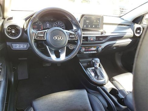 Used 2019 Kia Forte EX image 10