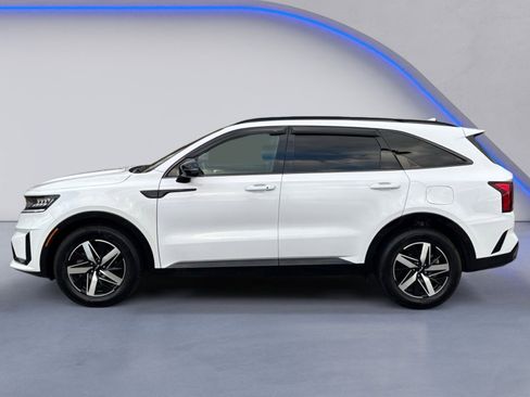Used 2022 Kia Sorento S w/ Panoramic Sunroof Package image 7
