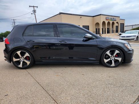 Used 2017 Volkswagen GTI S image 5