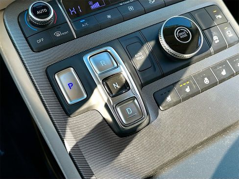 Used 2020 Hyundai Palisade Limited image 17