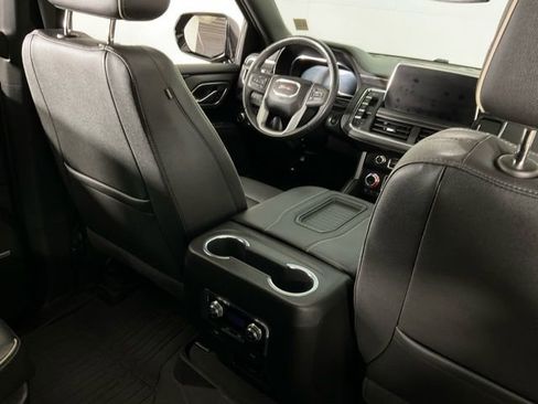 Used 2023 GMC Yukon SLT image 34