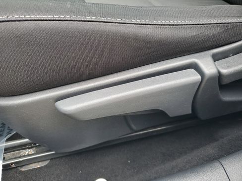 Certified 2021 Nissan Sentra SV image 9