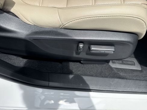 Used 2021 Honda CR-V EX-L image 45