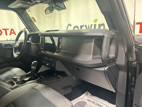 Used 2025 Ford Bronco Big Bend image 12