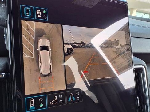 New 2026 GMC Yukon XL Denali w/ Sun & Power Step Package image 6