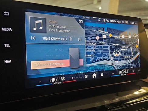 New 2026 BMW X1 xDrive28i w/ Technology Package image 14