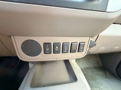 Used 2015 Nissan Frontier SV w/ SV Value Truck Package image 11