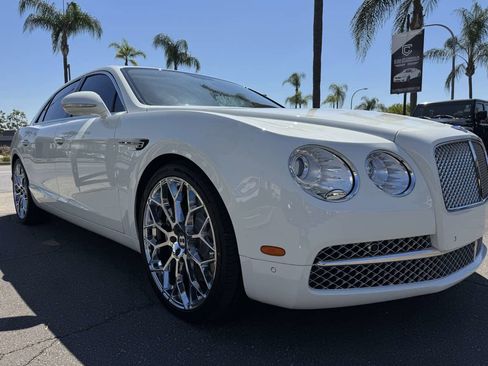 Used 2014 Bentley Flying Spur W12 image 10